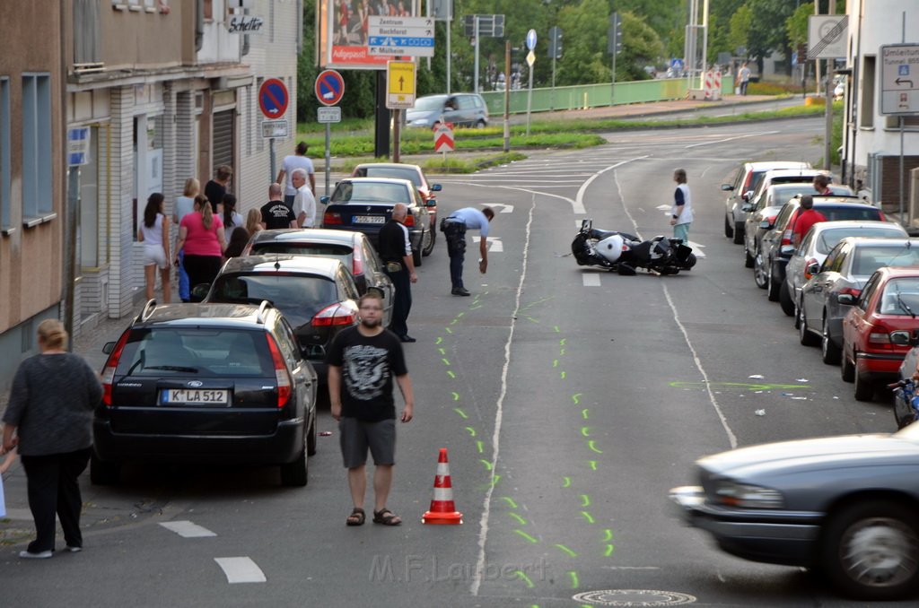 VU Alleinunfall Krad Koeln Kalk Buchforststr P18.JPG - Miklos Laubert